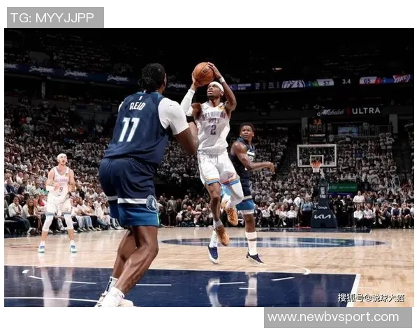 爱德华兹季前赛首球精彩回顾高难度撤步跳投展现夏季训练成果 爱德华兹季前赛首球精彩回顾高难度撤步跳投展现夏季训练成果