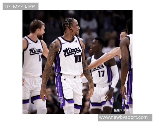 森林狼球迷热议拉拉维亚表现华子也在寻问12号球员身份