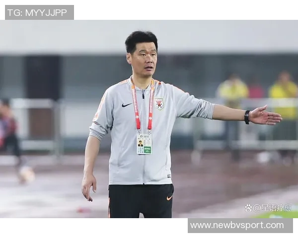 李霄鹏寄语球队专注自我展现实力期待明天比赛精彩表现