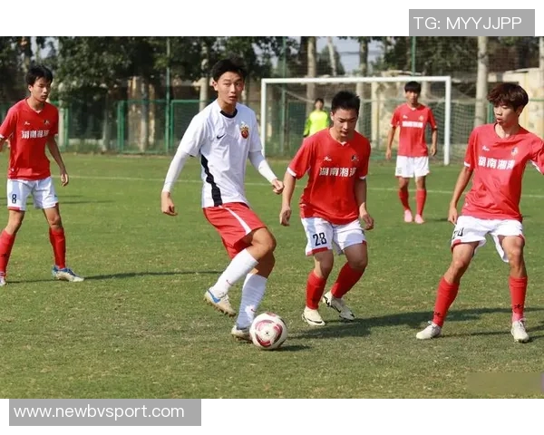 上海海港足球俱乐部青训技术比武活动精彩上演展现年轻球员实力与潜力