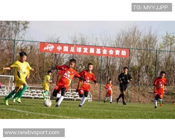 直播吧与足协杯携手助力苏州星海小学足球梦想共同成长