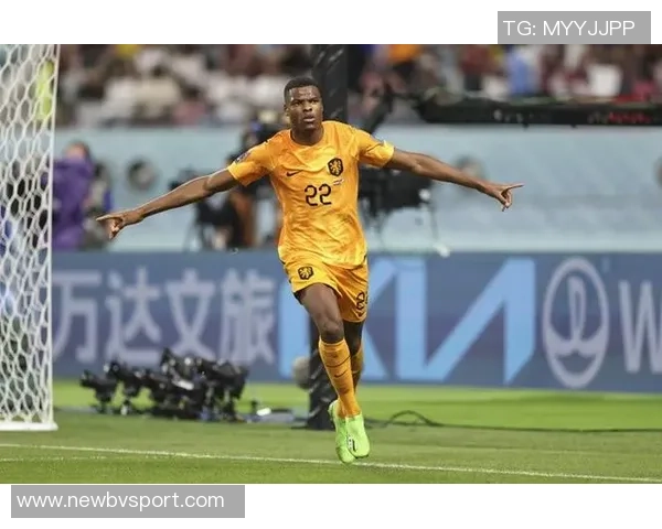 邓弗里斯谈金球奖排名称其是对整赛季表现的认可而非唯一标准