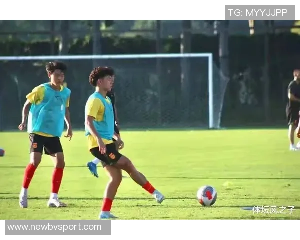 路易斯怒斥申花金畅回应经纪人夸大中超球队需求与高价要求