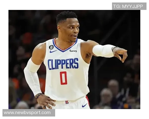 威少在泰伦卢马龙克里斯蒂指导下重拾自我风采仅差一个助词的转变