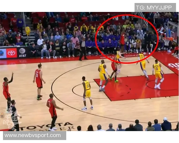 小迈克尔波特半场火力全开14投9中三分球精准轰下22分4篮板展现核心实力